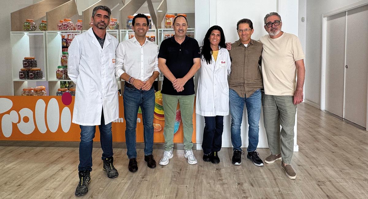 El alcalde de Paterna visita la fábrica de Trolli Ibérica