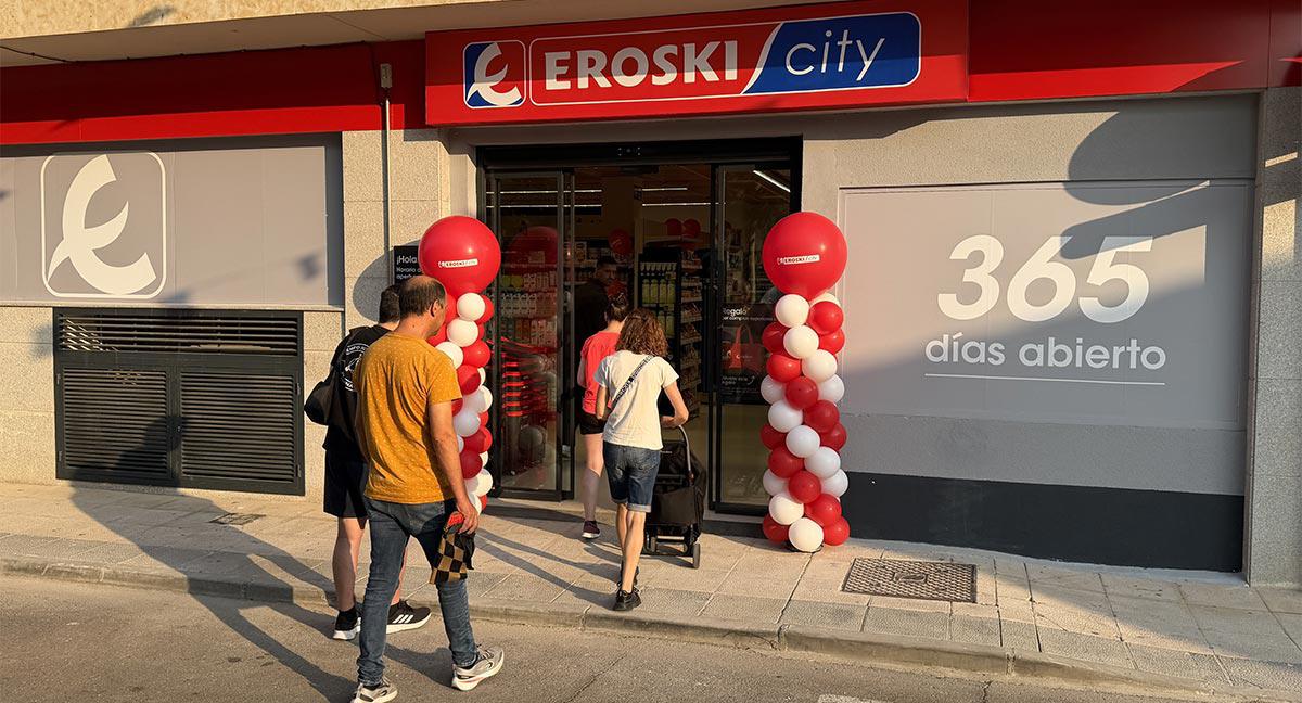Eroski amplía su red franquiciada con una nueva tienda en Salamanca