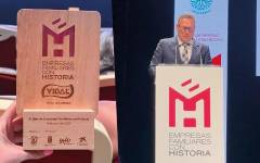 Vidal Golosinas recibe el reconocimiento de Amefmur por su trayectoria
