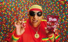 Trolli presenta sus <i>Flavorbombs </i>con King África