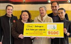 El Rincón recauda 910 euros para la Asociación Española de Cáncer de Mama Metastásico