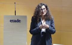 Rosa Carabel defiende el modelo cooperativo como clave de la transformación de Eroski
