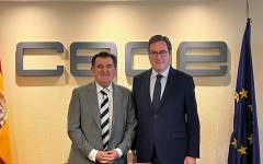 El presidente de CEOE, Antonio Garamendi, se reúne con Clabe