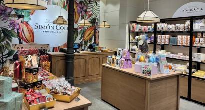 Simón Coll desembarca en la capital con su primera tienda