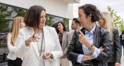 Frit Ravich recibe la visita de la consejera de Economía de Cataluña