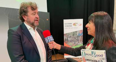 Eduardo Cotillas, director de I+D+i de FIAB, entrevistado por Lola Fernández Paniagua, directora de Dulces Noticias y Tecnifood