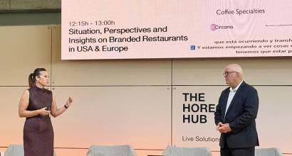 David Portalatin, vicepresidente Sénior de Circana y Edurne Uranga, vicepresidenta foodservice europe de Circana durante una ponencia de la consultora