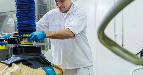 Tawi proporciona seguridad y ergonomía en el volcado en tolvas