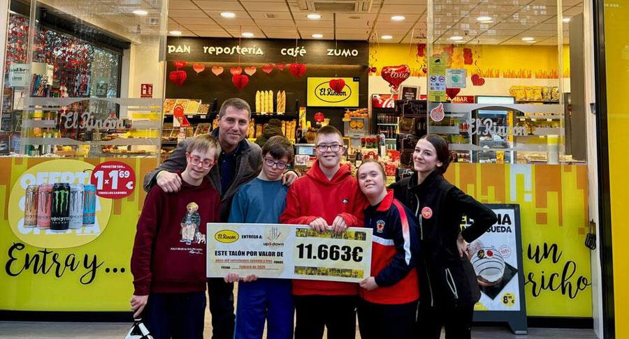 El Rincón recauda 11.663 euros para la asociación Up&Down