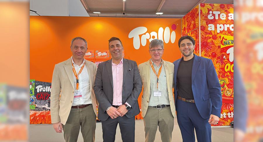 Equipo de Agruconf junto con responsables comerciales de Trolli Ibérica