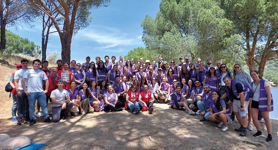 Mondelēz acompaña a los más necesitados con cerca de 500 horas de voluntariado