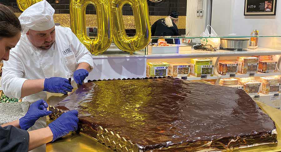 1880 celebra sus 300 años con un showcooking en una de sus tiendas