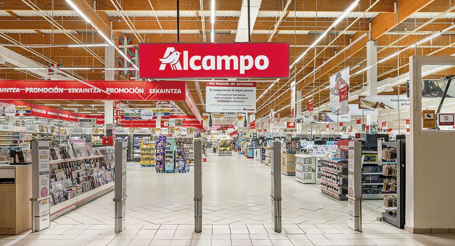 Alcampo destinó en 2025 alrededor de 52 millones de euros a la renovación de 26 establecimientos