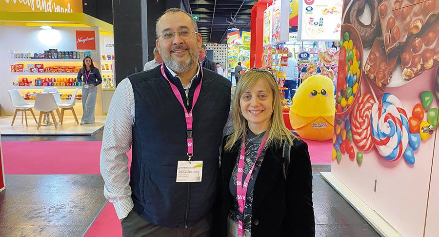 Dulces y Fritos, visitantes