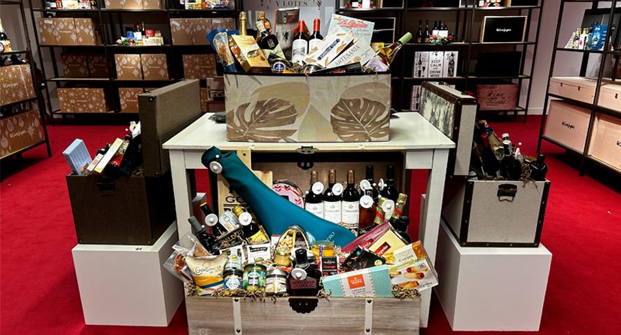 Marcas de dulces y aperitivos en las cestas de Navidad de El Corte Inglés
