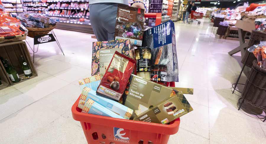 Un 46% del gasto en diciembre se destina a productos navideños, según Eroski