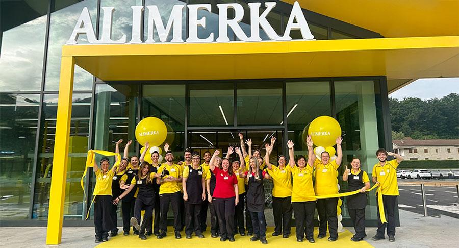 Alimerka inaugura un nuevo supermercado en la localidad de Parres